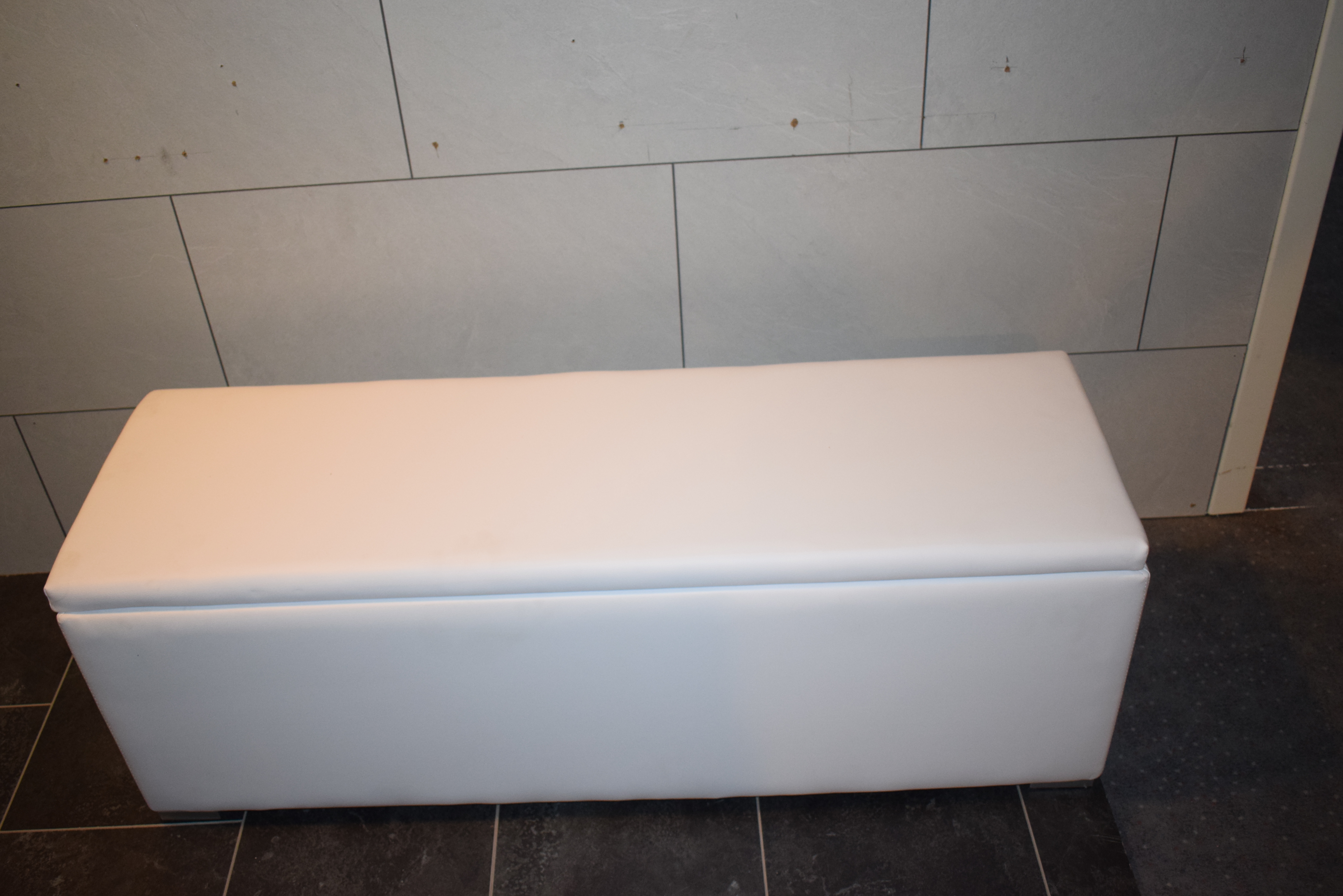 Boxspringbett-MOVE-Kunstleder-Weiss-140x200-cm-B-Ware ...